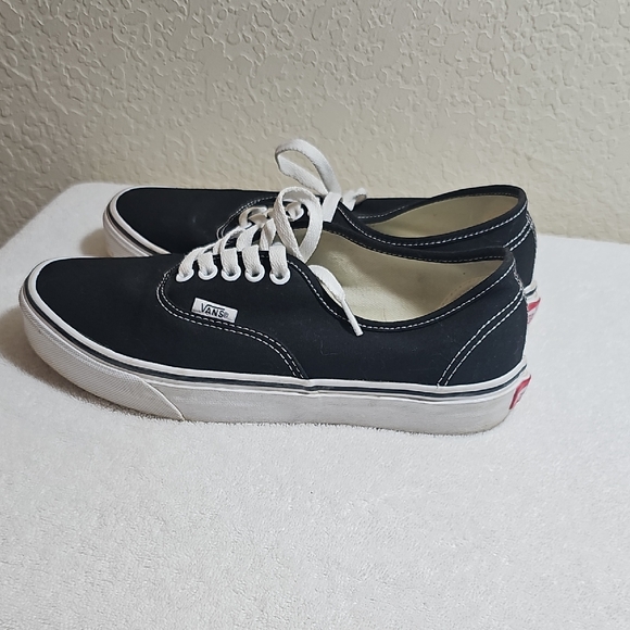 Vans Unisex  Black Canvas Sneakers with White Accents Size 7.5 Men 9 Womens EUC - Picture 8 of 8